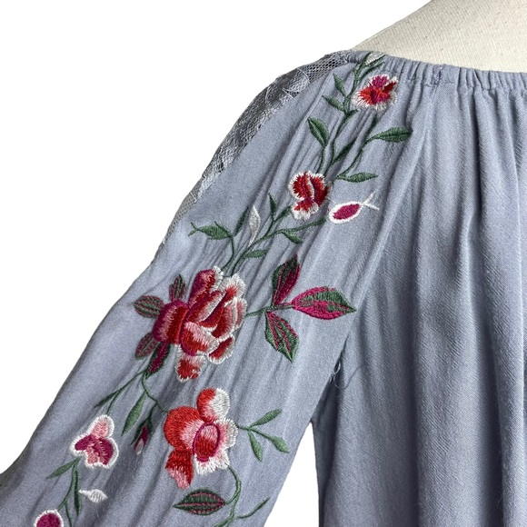 Umgee Womens Bohemian Blue/Gray Floral Embroidery Flowy Bell Sleeve Sz Small - Picture 7 of 15